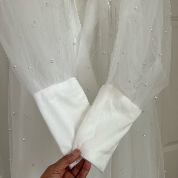 HY WHITE PEARL MATERNITY GOWN/DRESS - Picture 9 of 12